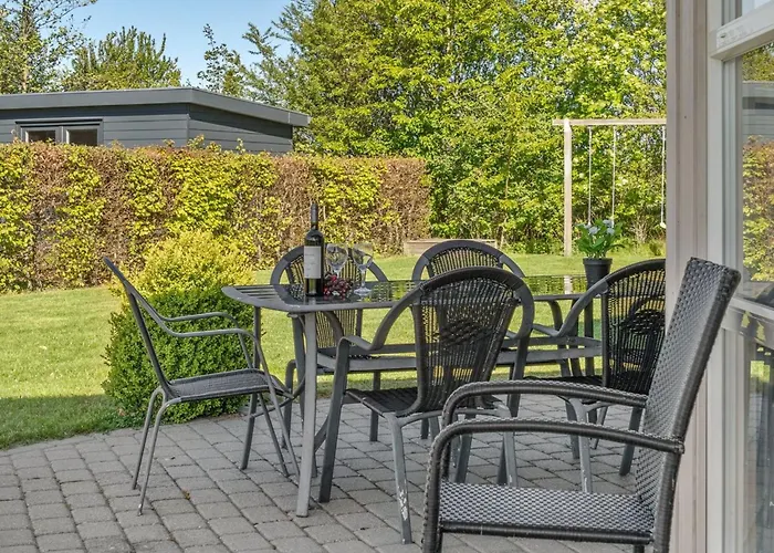 Toja - 700m From The Sea By Interhome Holiday home Nedre Lysabild