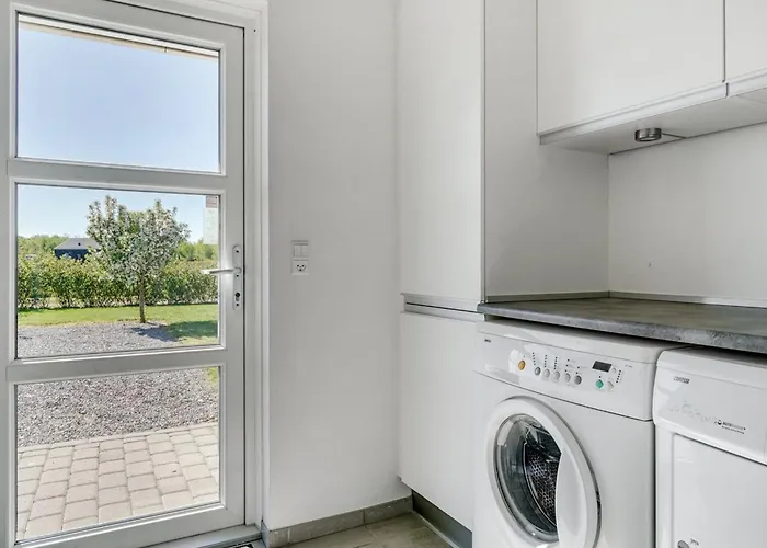 Toja - 700m From The Sea By Interhome Holiday home Nedre Lysabild