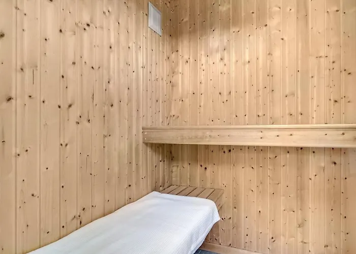 Holiday home Toja - 700m From The Sea By Interhome *